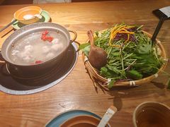 -吃饭皇帝大(长宁龙之梦店)