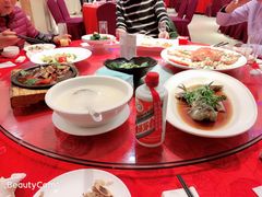 -沪华海鲜大酒楼(南汇店)