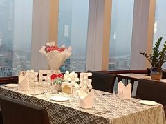 -厚街国际大酒店·360度旋转餐厅
