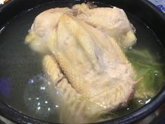 参鸡汤-青松馆韩国料理(香港中路佳世客店)