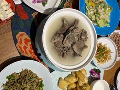 -蒙亨·手把肉·蒙古包文化主题餐厅(天恒广场店)