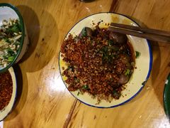 -拈签一笑黄牛肉辣卤串串