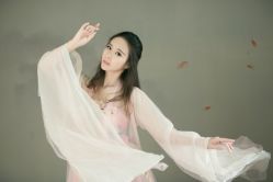 -盘子女人坊古装写真摄影(厦门总店)