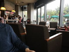 靠窗位-星巴克(东莞塘厦万科生活广场店)