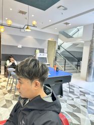 点击看大图 -可大男士理发馆