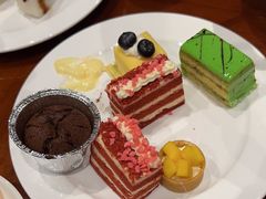 -武汉世茂希尔顿酒店·汇·全日餐厅