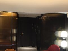 -朵兰达V酒店(长沙砂子塘地铁站店)