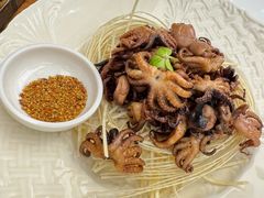 -品海楼·大连海胆锅贴馆(东港店)