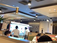 -海底捞火锅(漕宝路店)