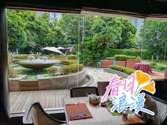 -岷山饭店-芝芝自助餐厅