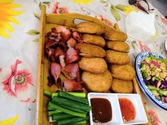 小饼炭烧肉-龙香居海鲜浑锅家常菜·特色驴肉
