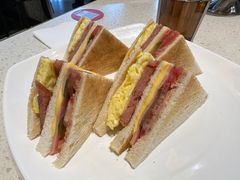 公司三文治-香港新发烧腊茶餐厅(书城店)