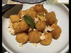 -大树餐厅(红旗街万达店)