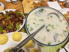 -美顺香食府鱼头老店(雪野湖店)