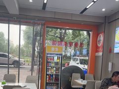 -丹水桥地锅鱼·翘嘴鲌·地方特色全鱼宴(丹江口大坝店)