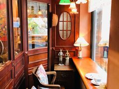 靠窗位-古董花园(思南路42弄小区店)