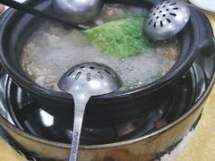 -濠轩阁特色生蚝火锅(水湾路店)