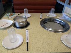 -鑫海汇海鲜烤肉火锅自助(七彩城店)