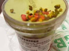 -正飞鲜奶(吐鲁番路店)