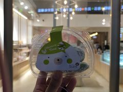 -顶东面包花园·生日蛋糕(世博店)