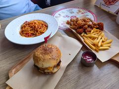 -必胜客(新中纬店)