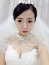 点击看大图 -艾米丽婚纱礼服