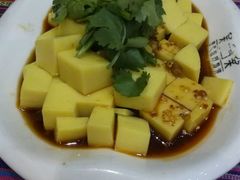 -香巴拉云南餐厅(华莱坞店)