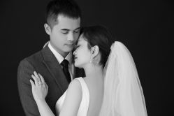 -雪中彩影婚纱摄影·微光艺术中心