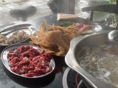 -牛一煲美食(江高店)