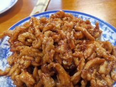 京酱肉丝-生活本该如此北京小馆(周庄嘉园店)