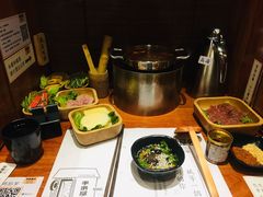 -独食火锅·半米屋台(直营总店)