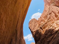 -天山神秘大峡谷