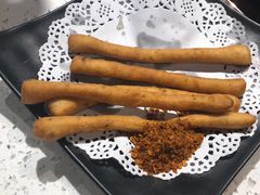 -鱼鲜饭香·招牌汽锅剁椒鱼头王