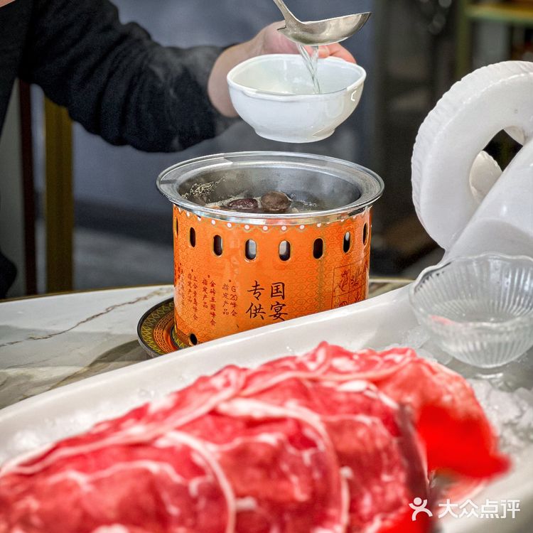 五登国yan、比脸还大的滩羊肉，年夜饭有着落了！