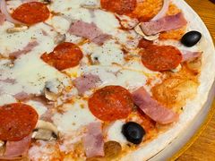 -JINNS锦时 steak&pizza(浸信会礼拜堂旧址店)