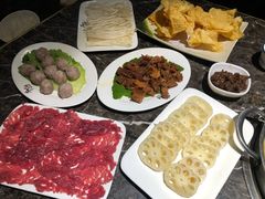 -仄园围炉坊·牛肉火锅·汕头卤水火锅(蛇口店)