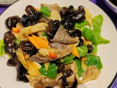 -民间瓦缸煨汤館(嵩山路店)