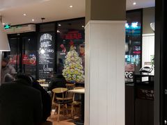 -肯德基(洛川店)