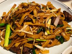 干炒牛河-港丽餐厅(高德置地店)