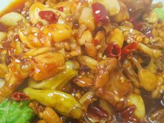 红烧青蛙-佳佳麻辣烧菜馆
