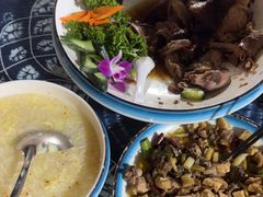 -四方小吃·白族庭院餐厅