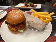 -WOLFGANG PUCK KITCHEN & BAR(迪士尼小镇店)