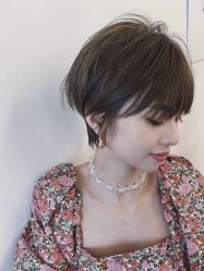 -东秀护肤造型