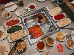 -海底捞火锅(新松江路生日主题店)