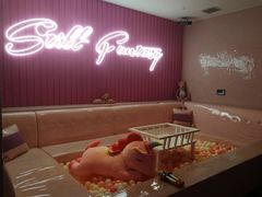 -范特西FANTASY量贩式KTV(民主广场店)