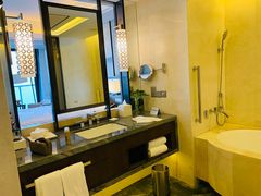 -舟山希尔顿酒店