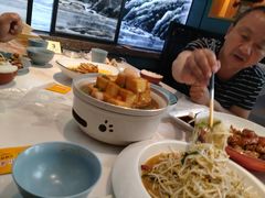 -老周家酱卤猪蹄私房菜(克拉玛依西街店)