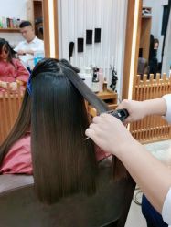 -心迪染发专门店