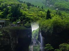 -鹿院坪生态旅游景区