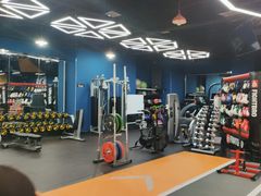 -成杰格斗·拳击·柔术·防身术(建设路店)